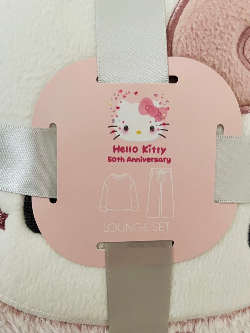 マシュマロフィールラウンジセット(長袖) HELLO KITTY 新品✨Mサイズ