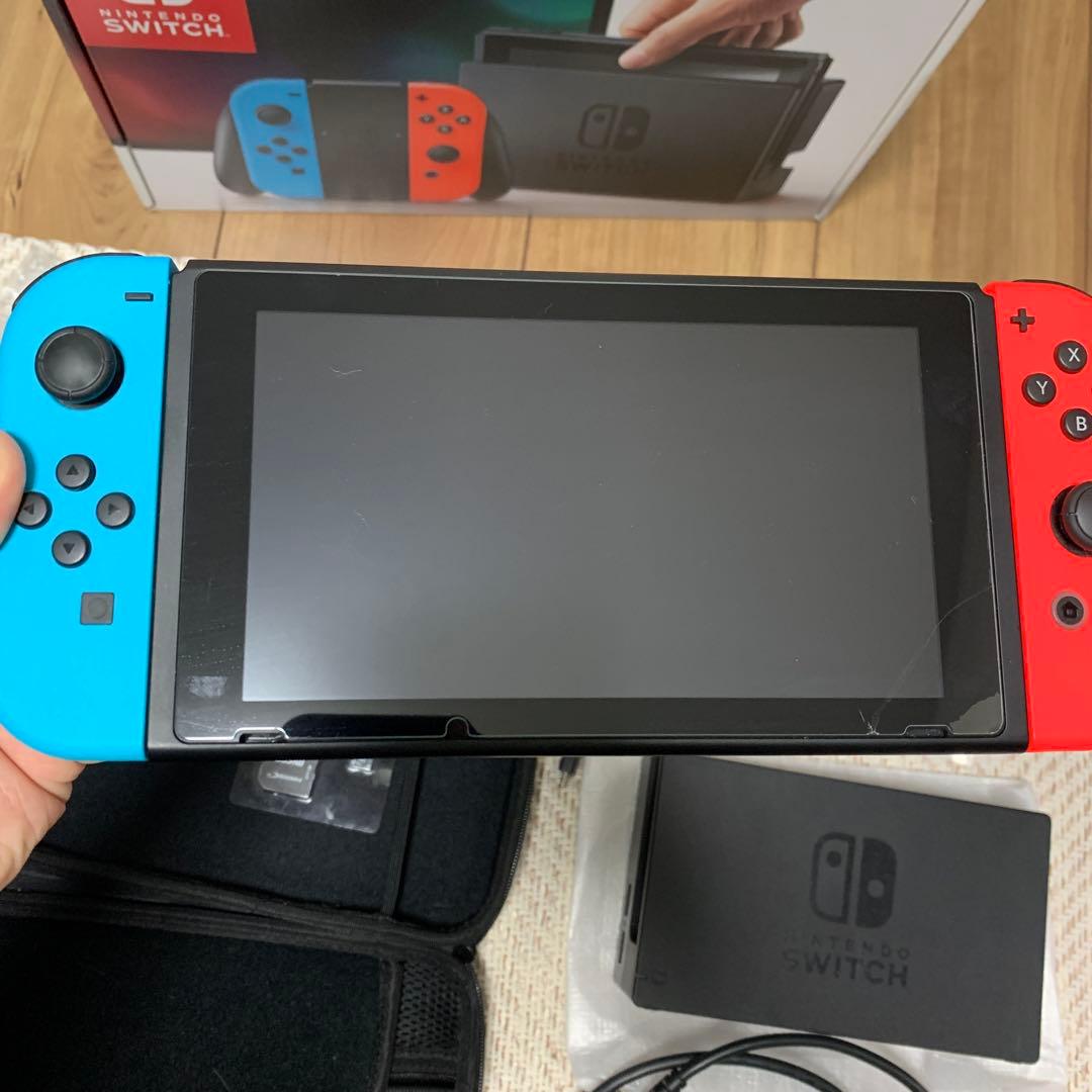 Switch本体 SDカード、持出ケース付き