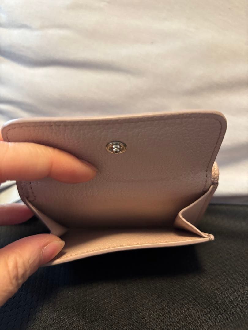 miu miu ミュウミュウ リボンパール 三つ折りウォレットピンク 新品未使用