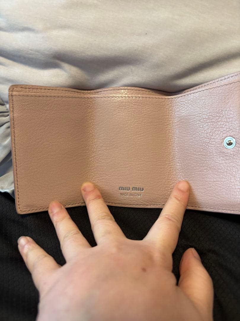 miu miu ミュウミュウ リボンパール 三つ折りウォレットピンク 新品未使用