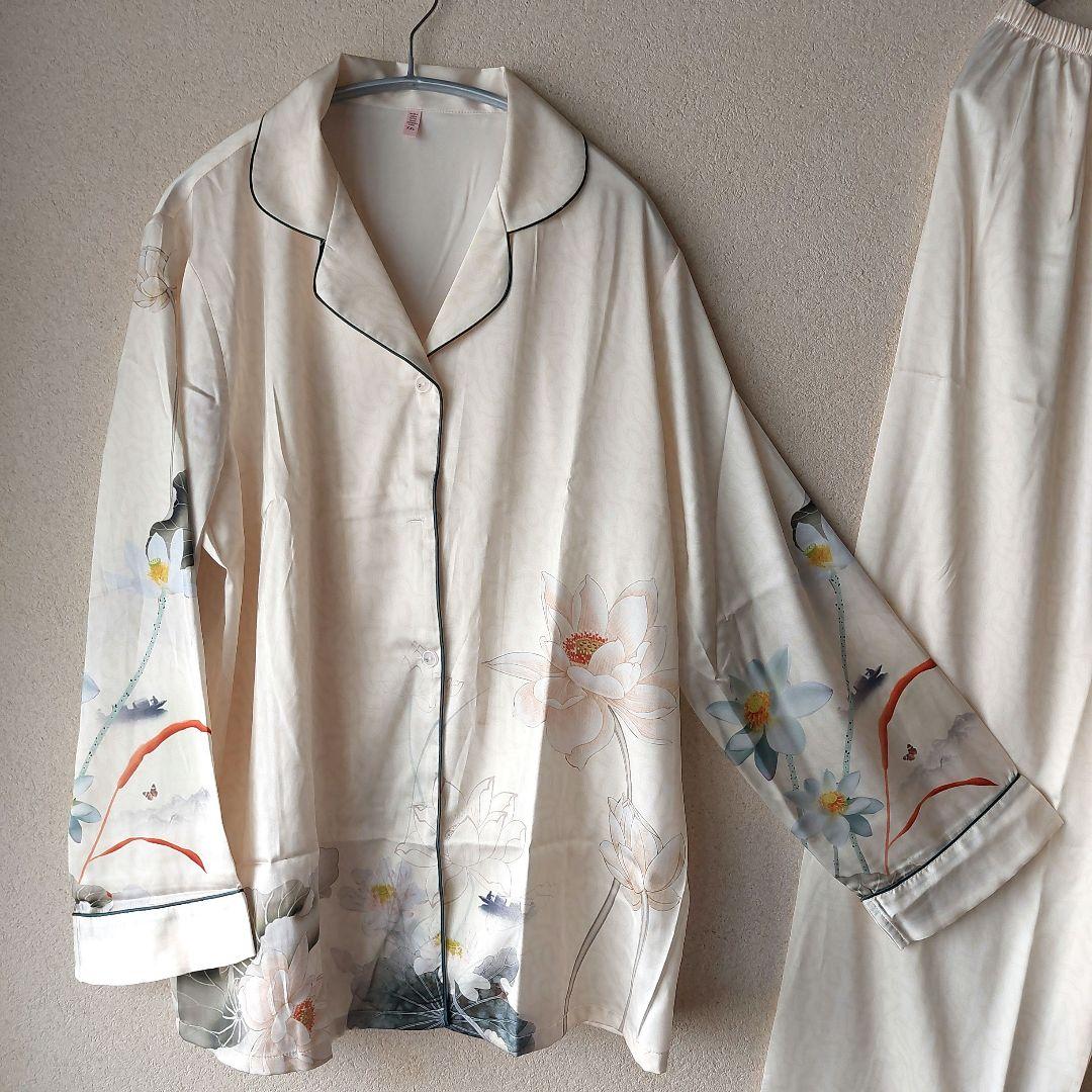 中国製品シルク(98％)パジャマ～男女兼用　XXLサイズ　一等品　新品　未使用品