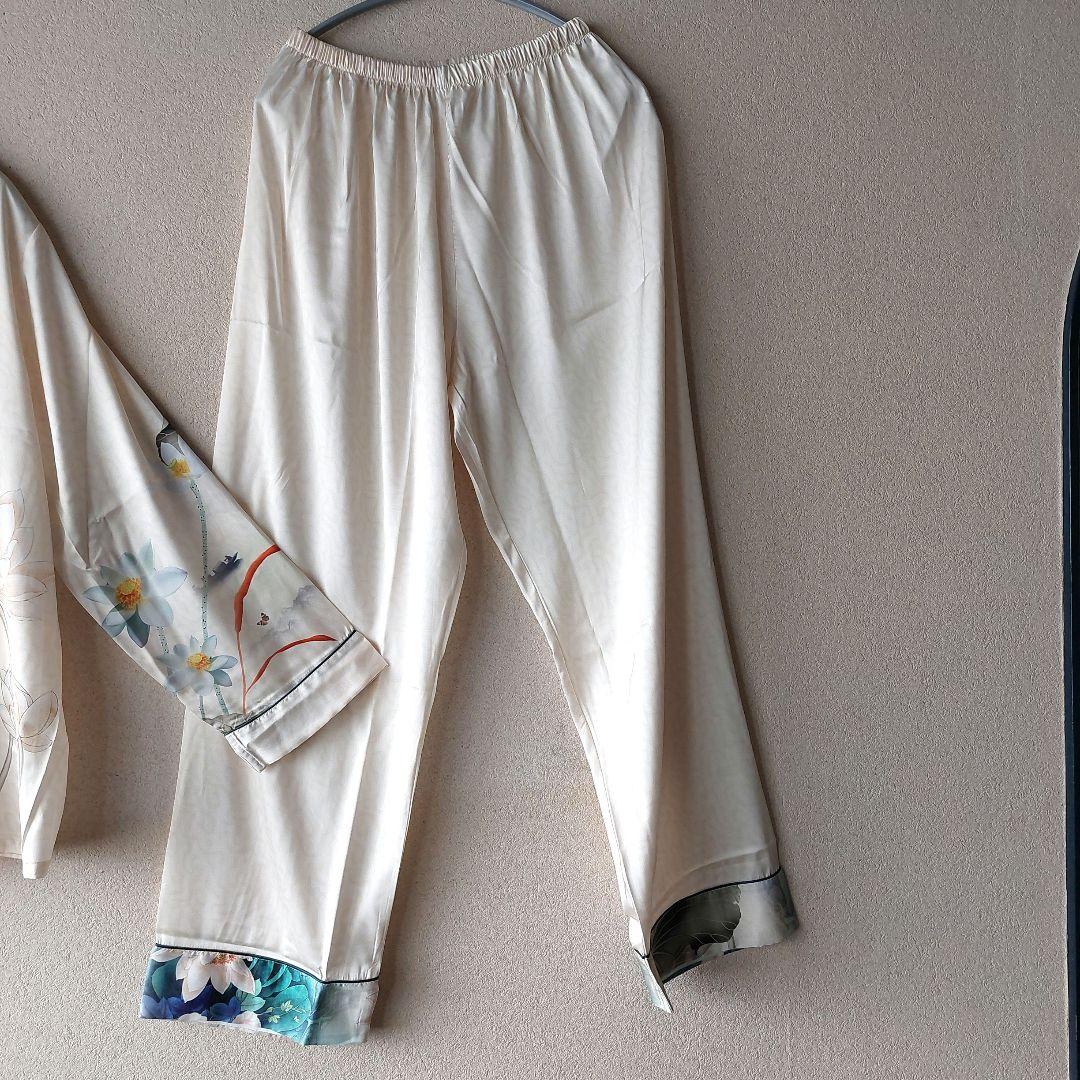 中国製品シルク(98％)パジャマ～男女兼用　XXLサイズ　一等品　新品　未使用品