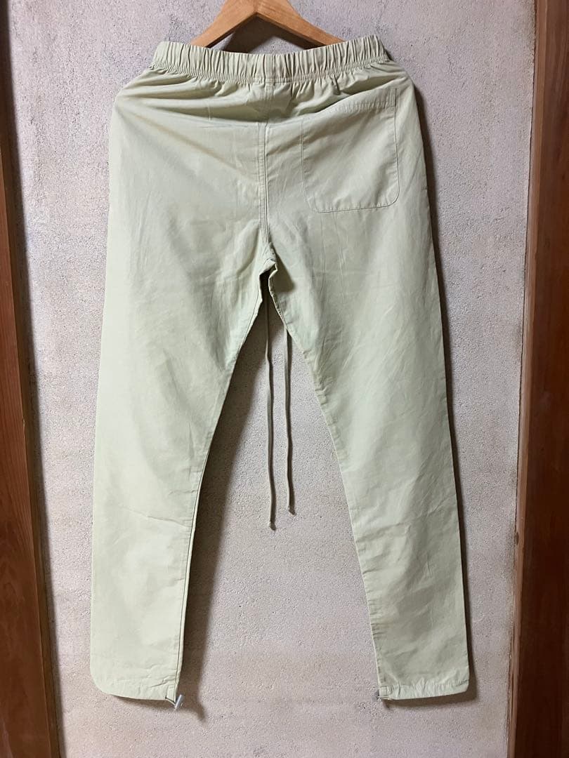 FOG ESSENTIALS ナイロントラックパンツ セージ XS