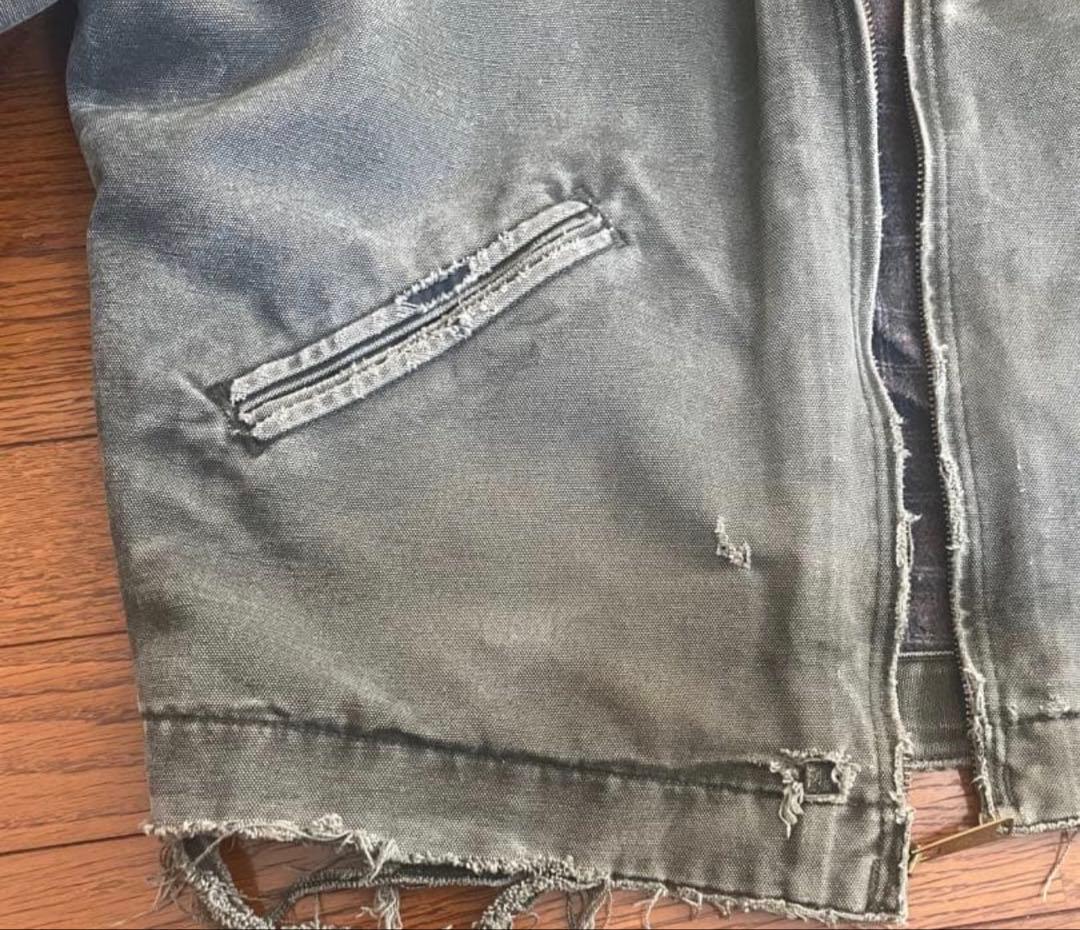 VCM購【ハチノス襤褸】Carhartt デトロイト j97 最安値MOS L