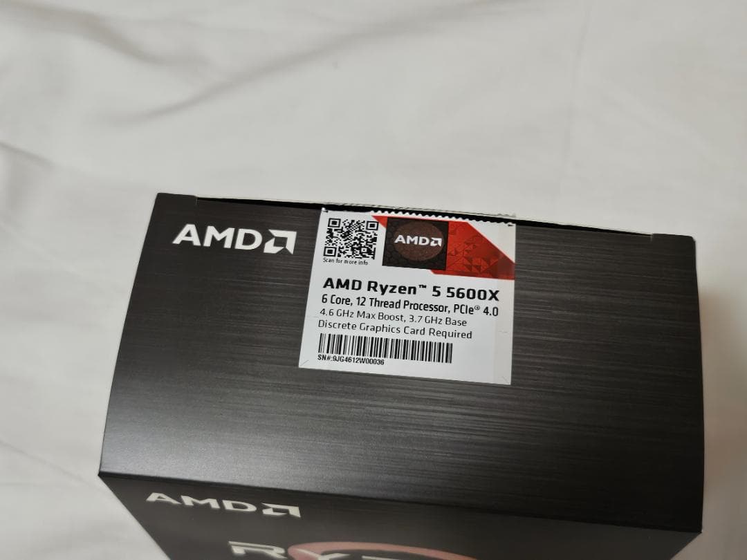 AMD Ryzen 5 5600X BOX （クーラーは未開封）