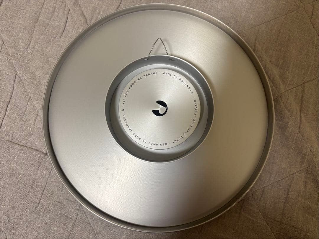 Arne Jacobsen アルネヤコブセン壁かけ時計 29cm