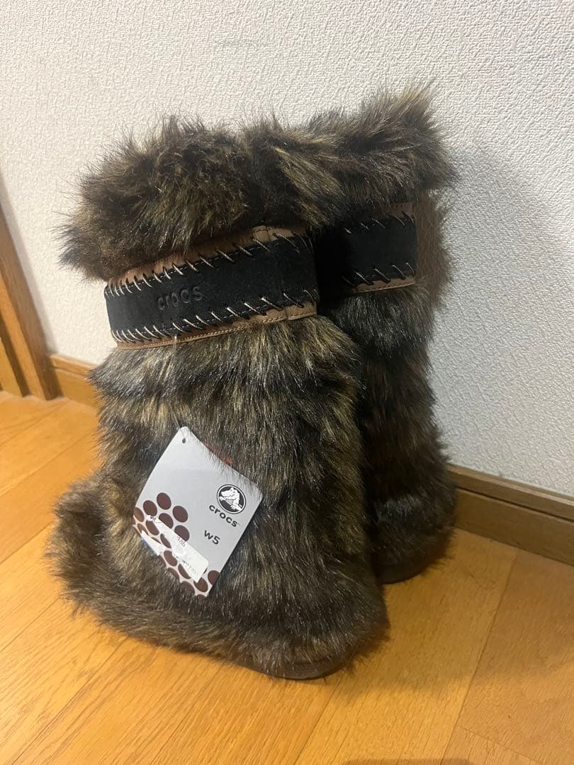 未使用　CROCS クロックス　ファーブーツ　ボアブーツ　w5 21.0cm