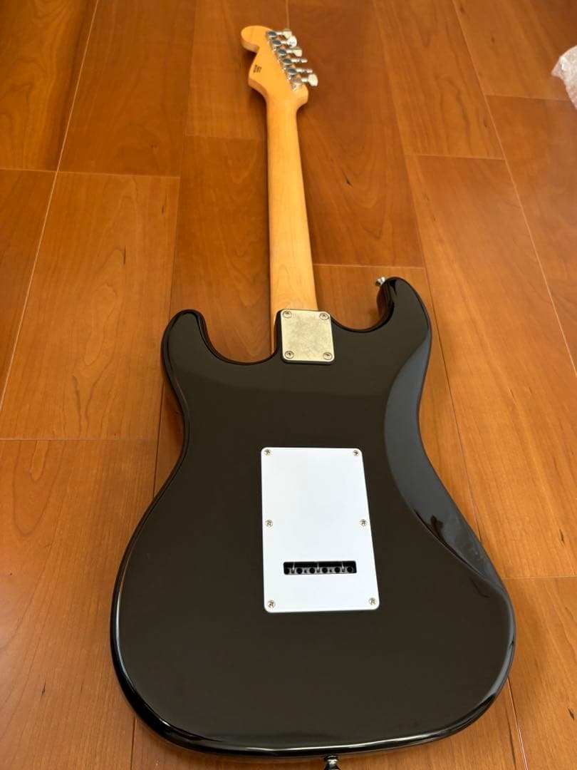 特価【送料無料】バスカーズ　BUSKER`S エレキギター　島村楽器　ストラト