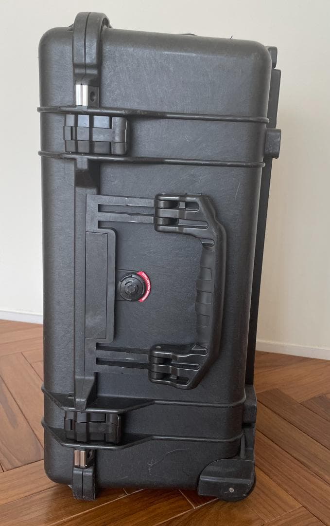 希少:ペリカンケース Pelican Protector 1560LOC