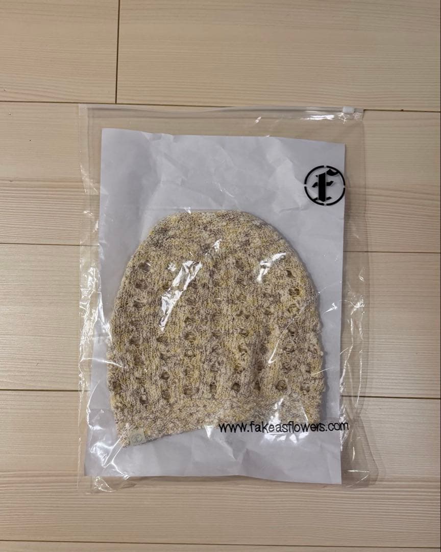 fake as flowers ニット帽