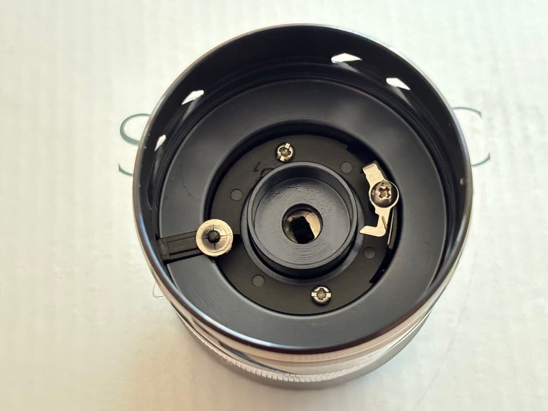 1*9様 23ストラディック4000 スピニングリール 美品