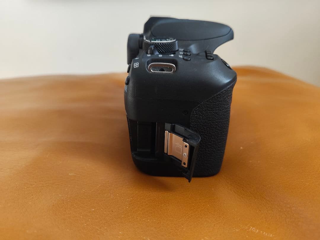 【ジャンク品】Canon EOS Kiss X9i デジタル一眼レフカメラ④