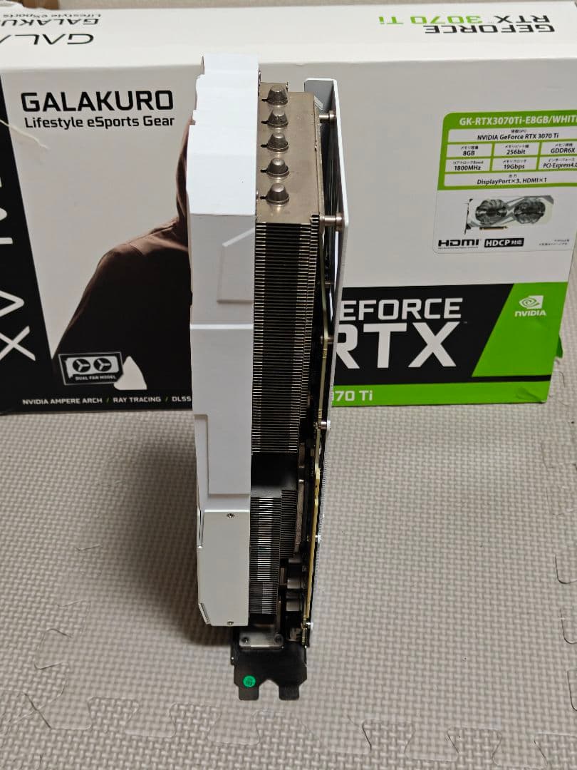 Galakuro RTX 3070 Ti 8GB ホワイト