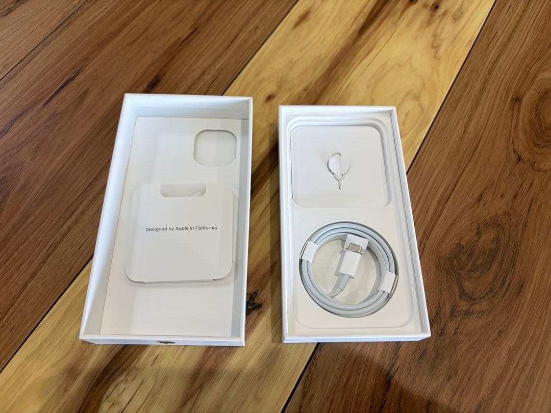 iPhone 13 128GB 美品 Apple