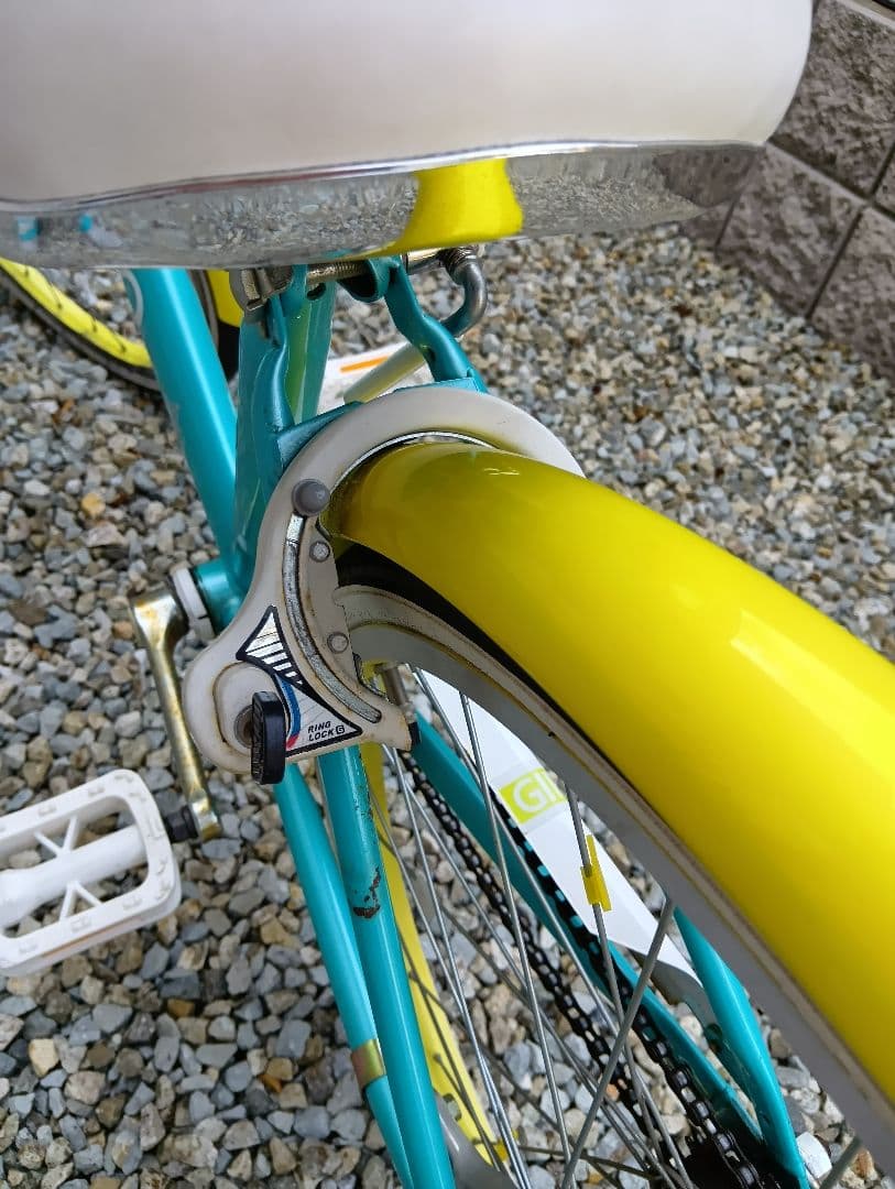 自転車 22インチ 女の子【兵庫県芦屋市】引き取り限定