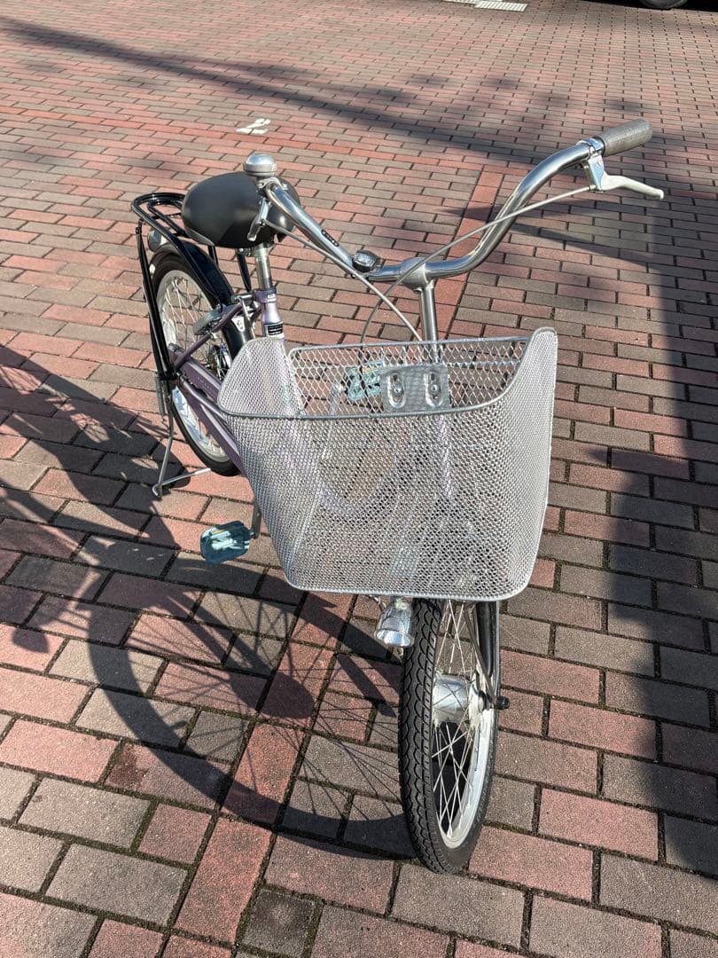 Azzさん専用 紫色 シティサイクル 前面バスケット付き(20㌅)お届けできます