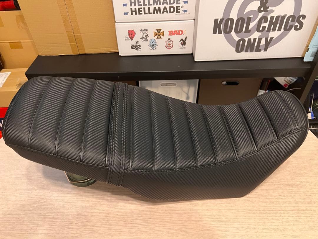 ビーコムビー GROM　グロム　JC92　ローダウンタックロールシート