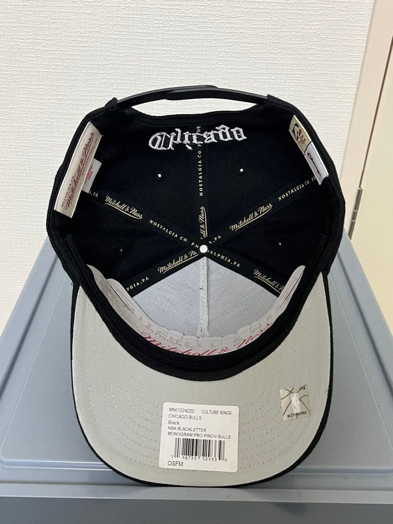 ミッチェルアンドネス シカゴブルズPRO PINCH SNAPBACKキャップ