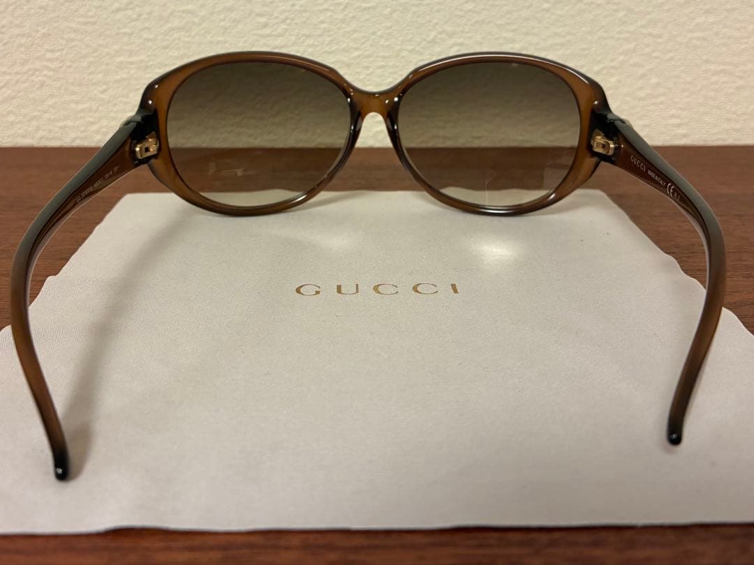 Gucci グッチ ブラウン サングラス GG3174