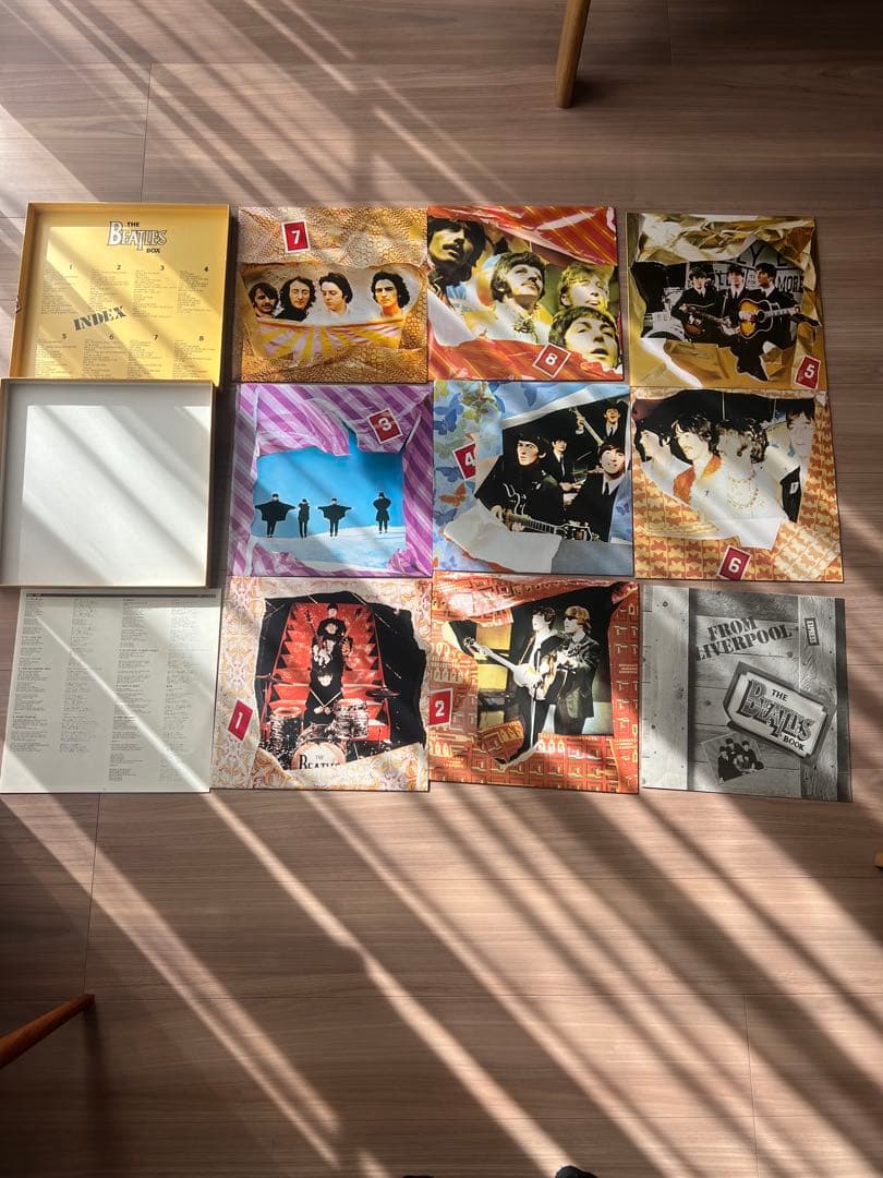 The Beatles Box FROM LIVERPOOL ビートルズ8枚入り