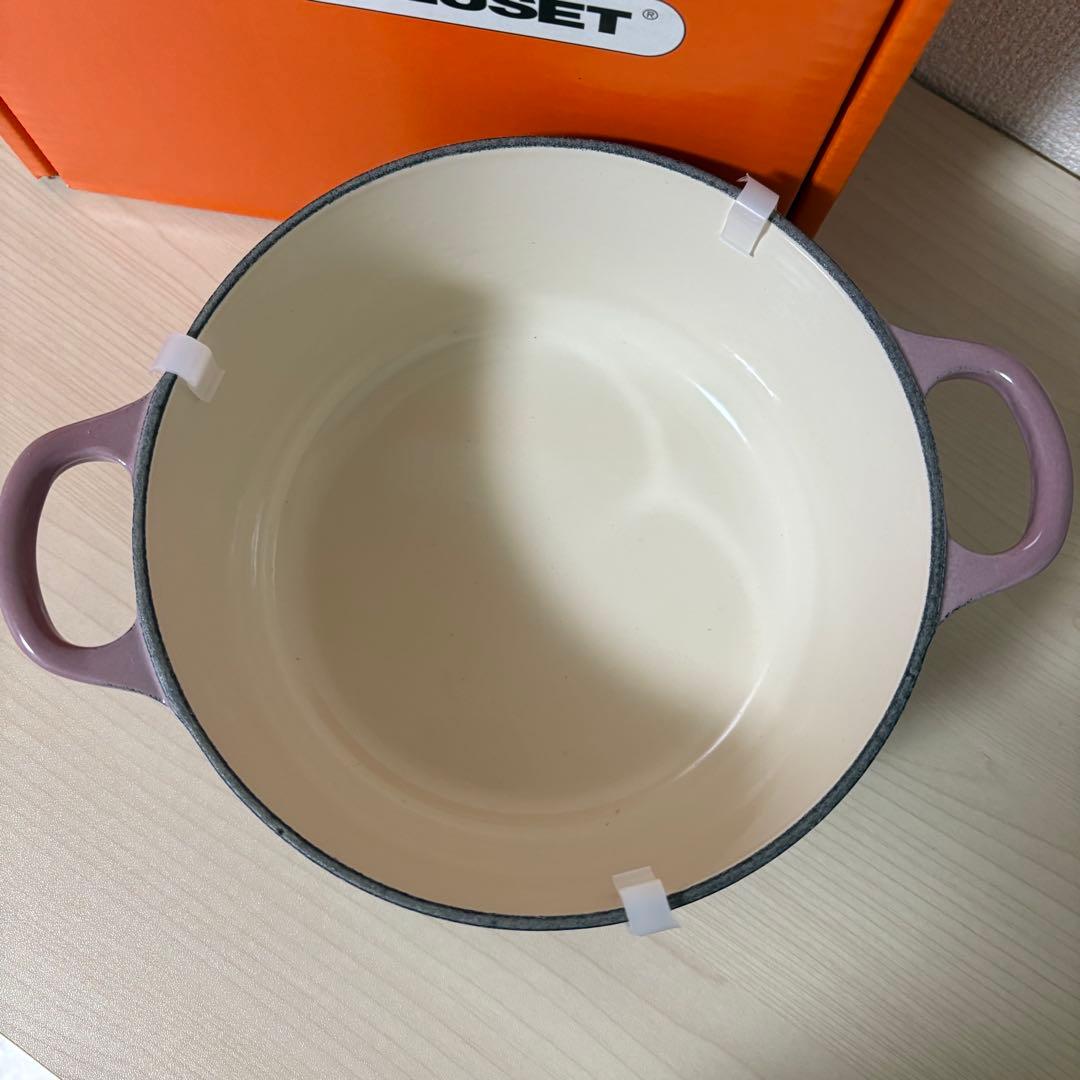LE CREUSET モーブピンク　ロンド18