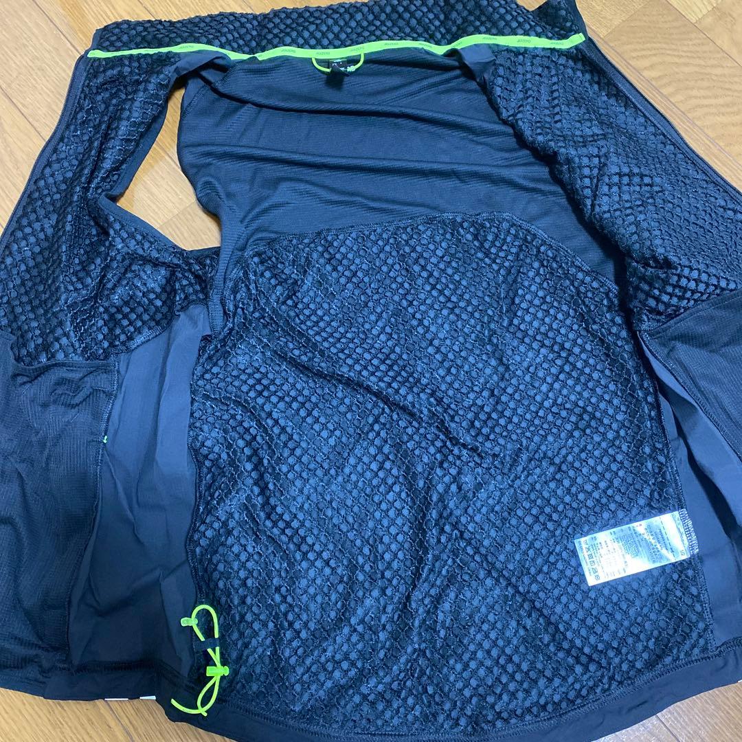 adidasランニングベスト