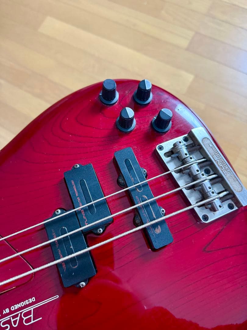 ベース TUNE GUITAR TECHNOLOGY BASS MANIAC TM
