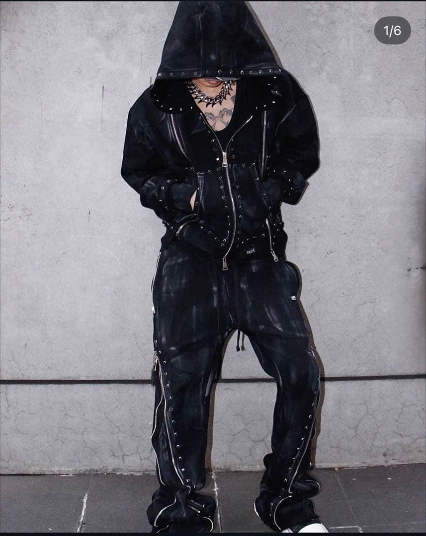 【国内入手困難】DEMIK EXCLUSIVE 黒 フレアスウェットパンツ