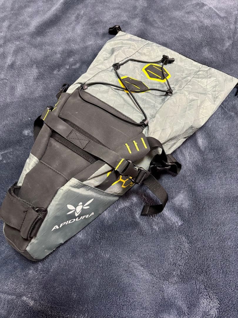 アクセサリー APIDURA Saddle Bag