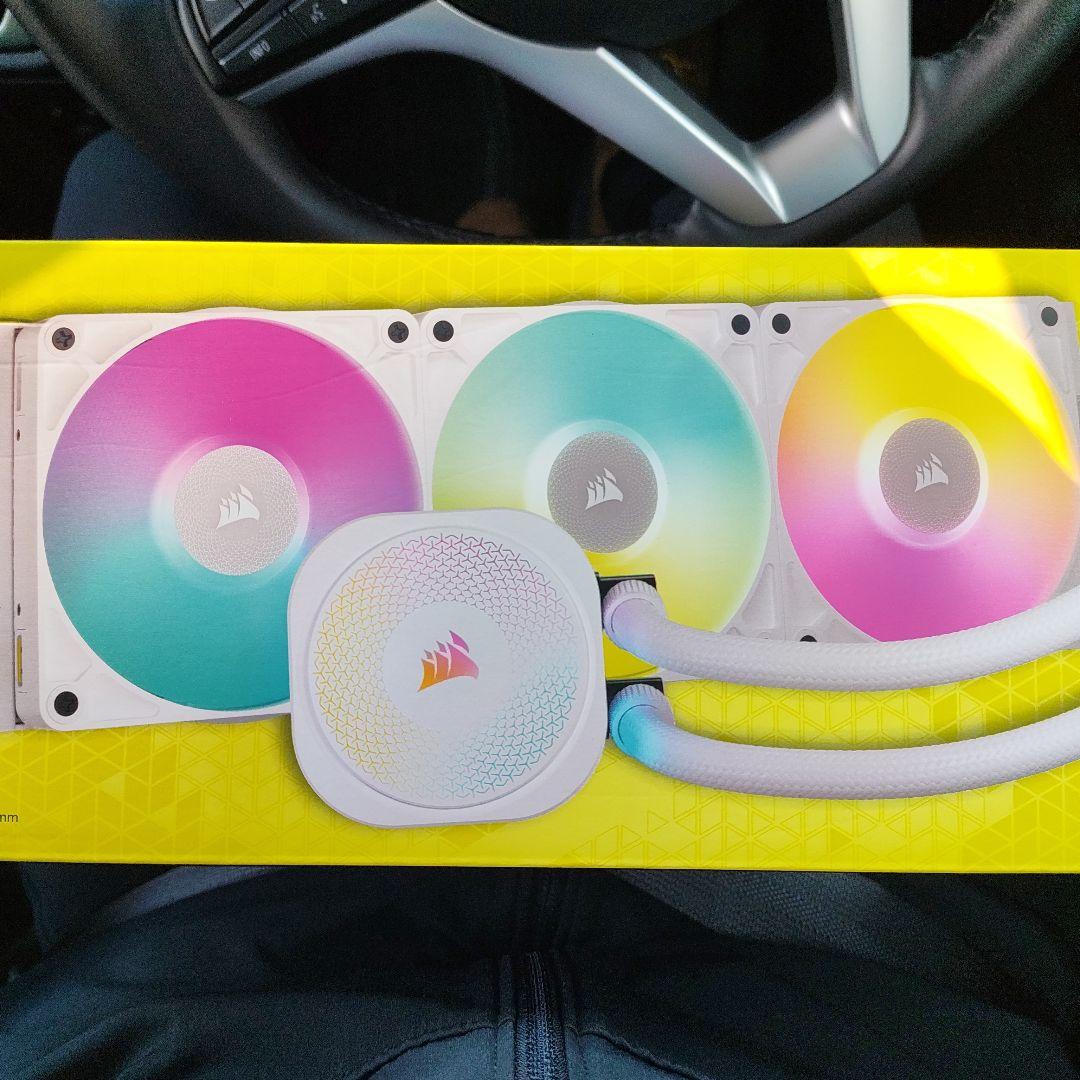 【新品・未開封】iCUE LINK TITAN 360 RX RGB White