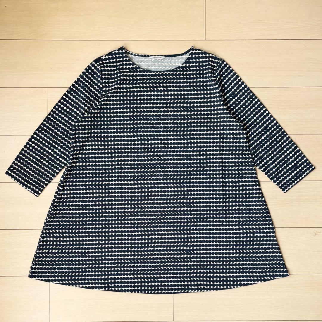 かわ様　美品　定価2.6万　マリメッコ ドット柄カットソーワンピース