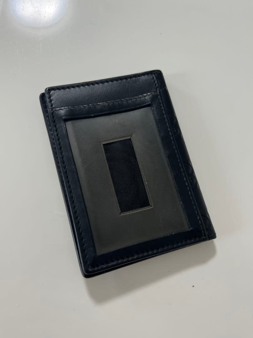 GUCCI ブラックレザーカードケース