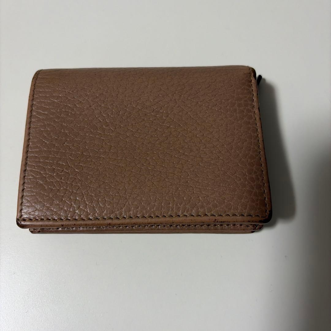 GUCCI レザー 二つ折り財布