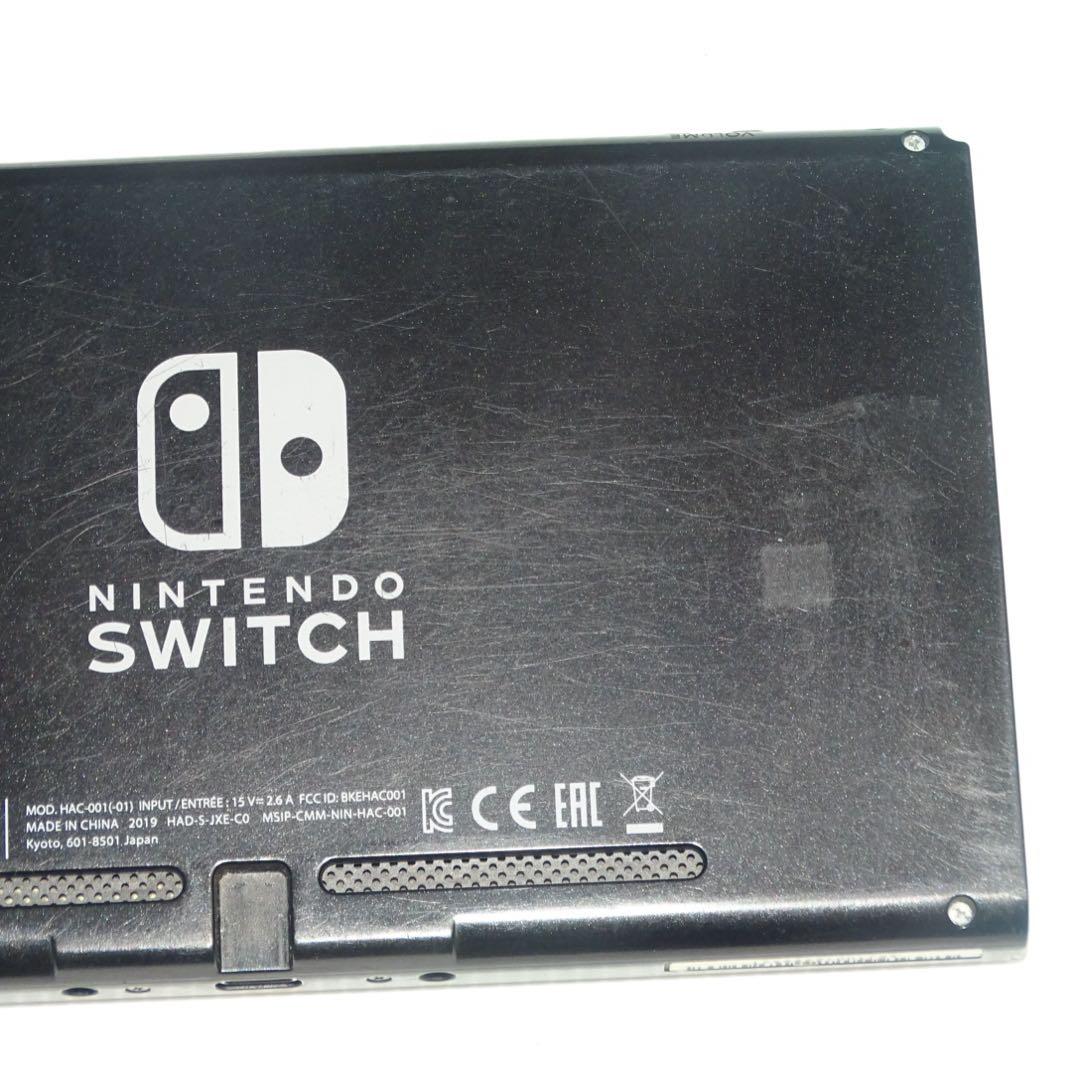 Switch新型　画面本体のみ　2019年製　任天堂　動作確認済　QA6776