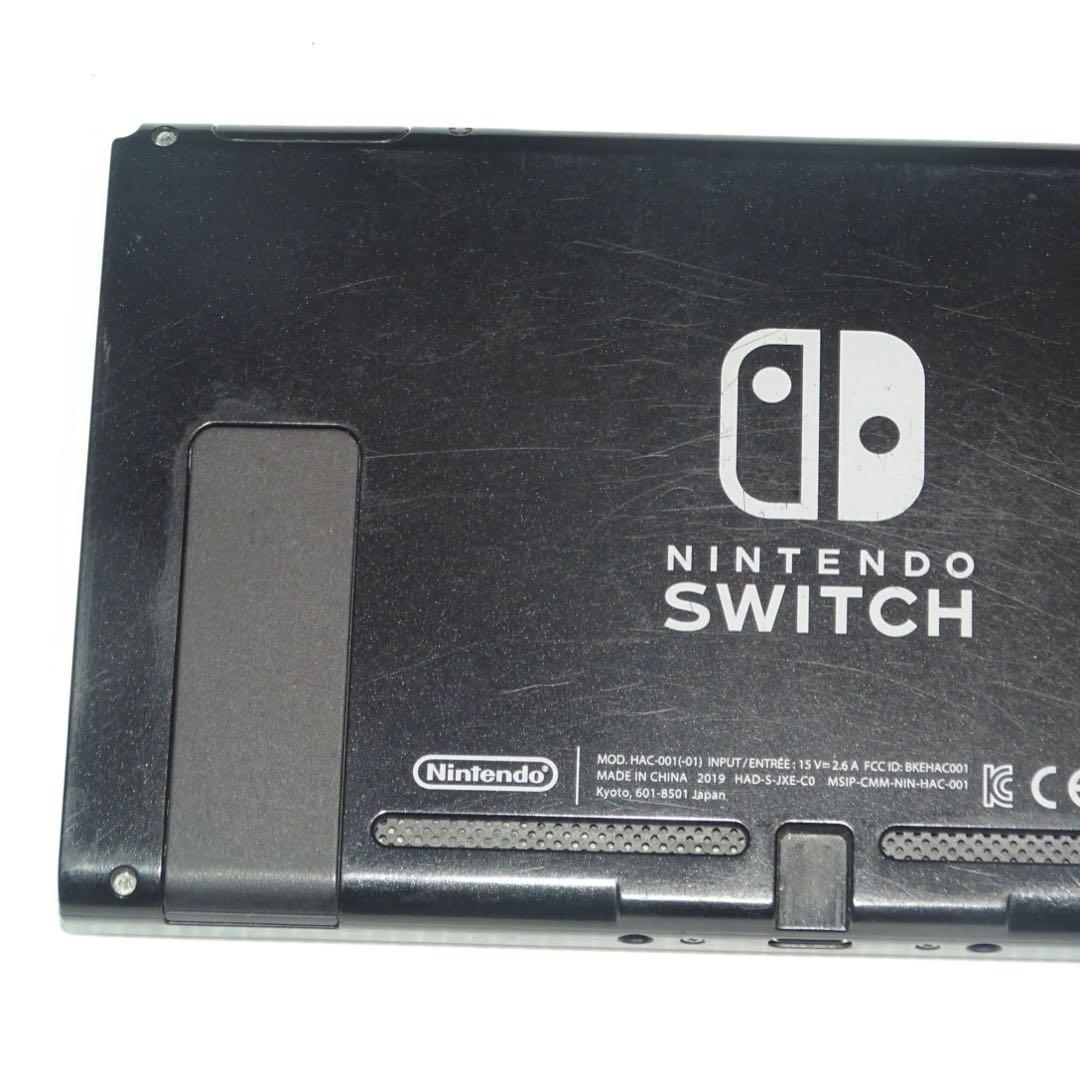 Switch新型　画面本体のみ　2019年製　任天堂　動作確認済　QA6776