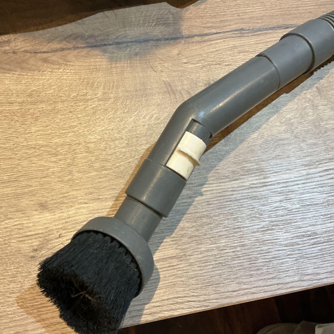 r【動作確認済み】乾湿両用 バキュームクリーナー