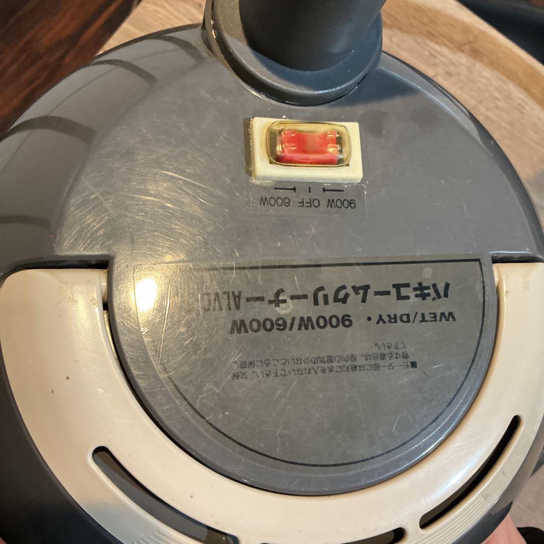 r【動作確認済み】乾湿両用 バキュームクリーナー