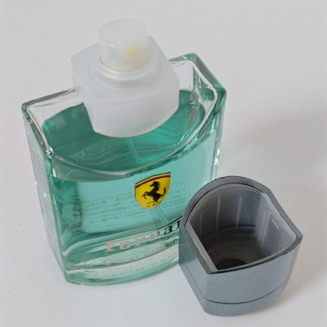 フェラーリ ライトエッセンス 75mL オードトワレ EDT 香水 スクーデリア