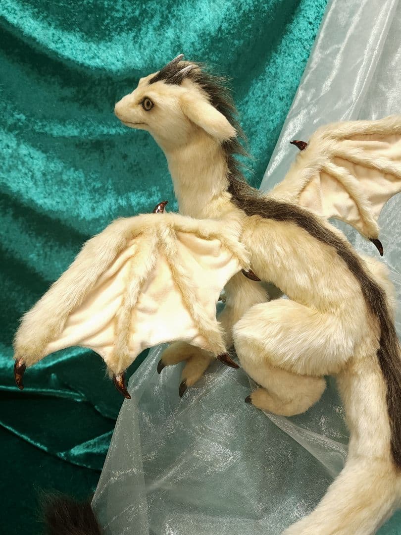お*か様 アートドール　ドラゴン ぬいぐるみ 　全身可動