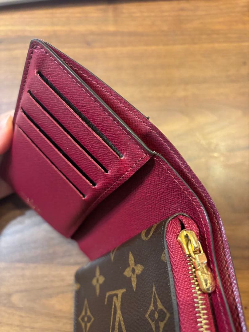 LOUIS VUITTON ポルトフォイユ・ジュリエット