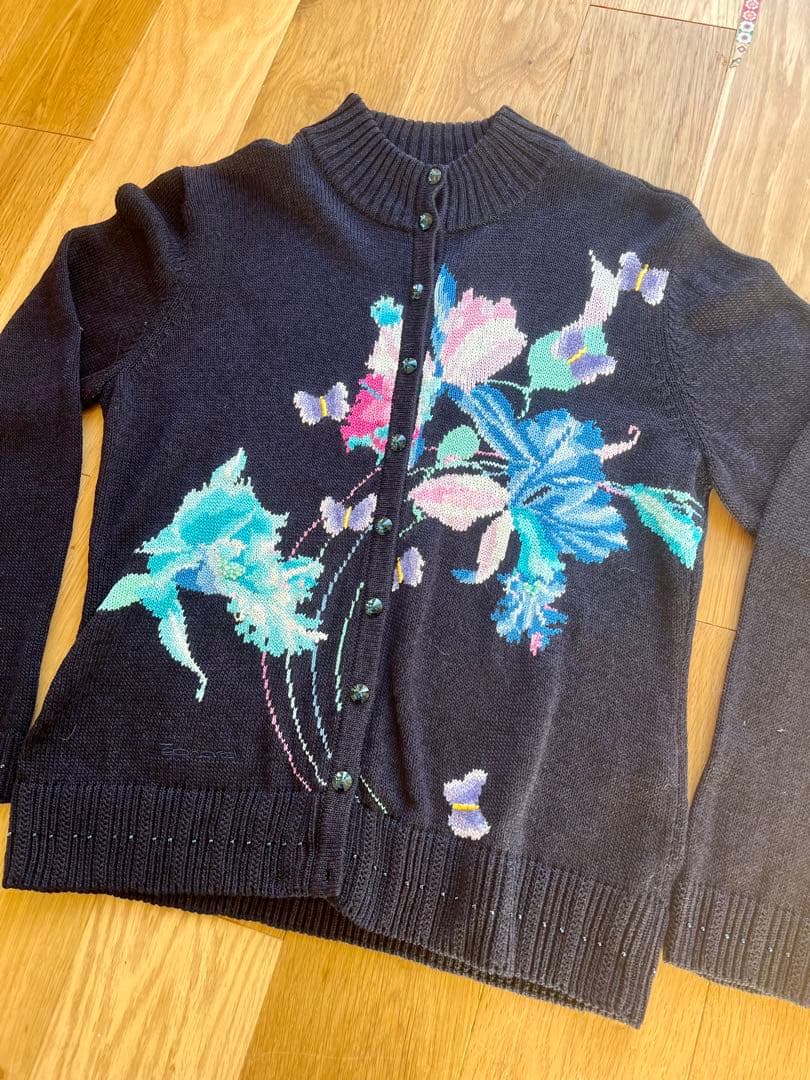 LEONARD 花柄刺繍 ネイビー カーディガン