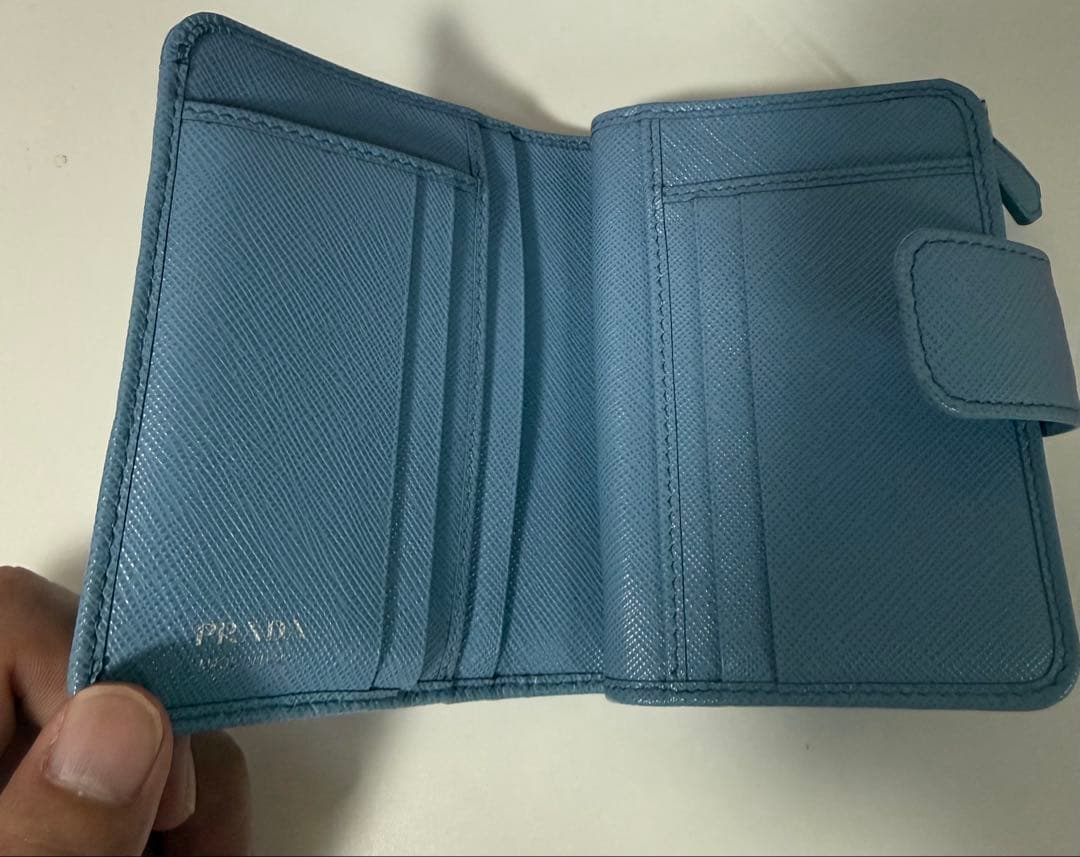 PRADA プラダ サフィアーノ トライアングル 折りたたみ財布 ブルー
