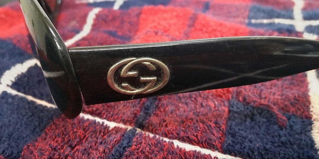 【週末限定価格】Gucci 本物！ブラック ヴィンテージサングラス
