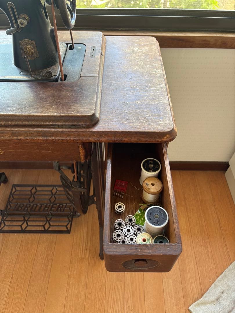 ブラザー　足踏みミシン　アンティーク　完動品