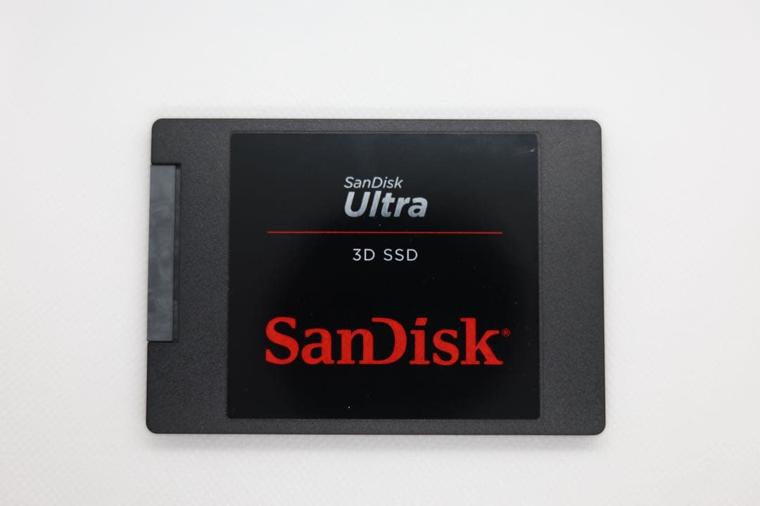 SanDisk Ultra 3D 1TB SSD 高性能 100%