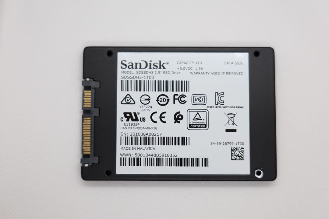 SanDisk Ultra 3D 1TB SSD 高性能 100%