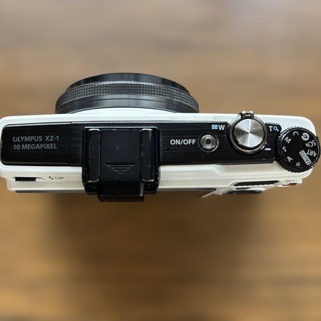 OLYMPUS XZ-1 デジタルカメラ