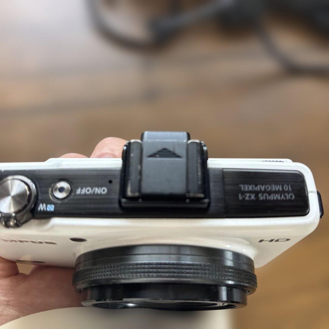 OLYMPUS XZ-1 デジタルカメラ
