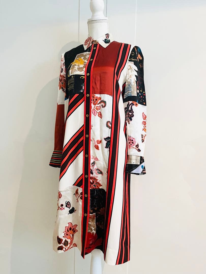 Tory Burch（トリーバーチ）の白、赤、黒の花柄ペイズリー柄シャツドレス