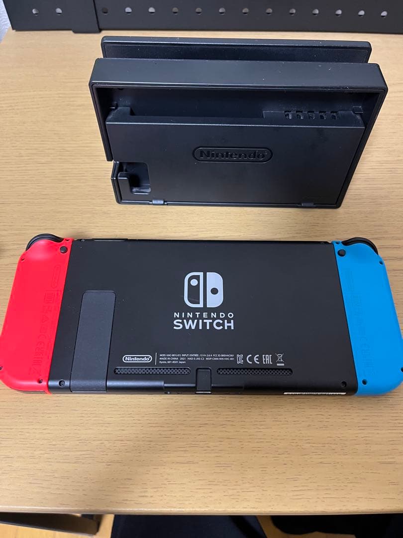 Nintendo Switch 本体【まとめ買い可能】